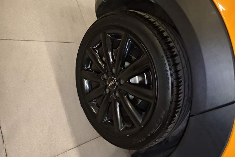 Used MINI MINI 2015 2.0T COOPER S Five-Door Edition