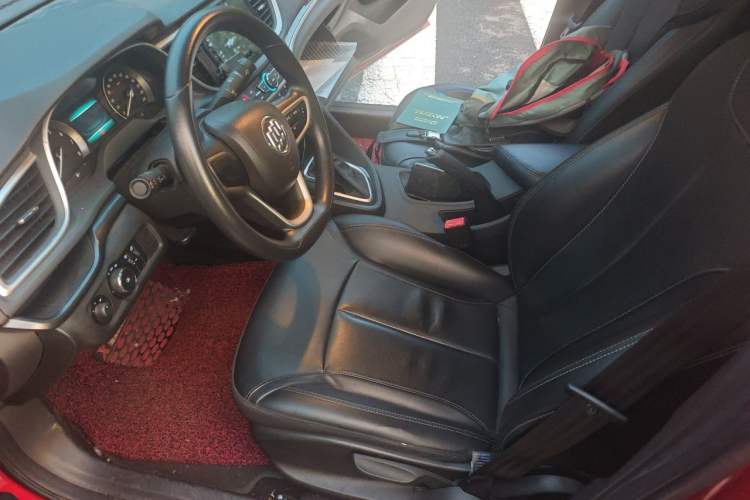 Used Buick GT 2015 15N Automatic Elite Version

