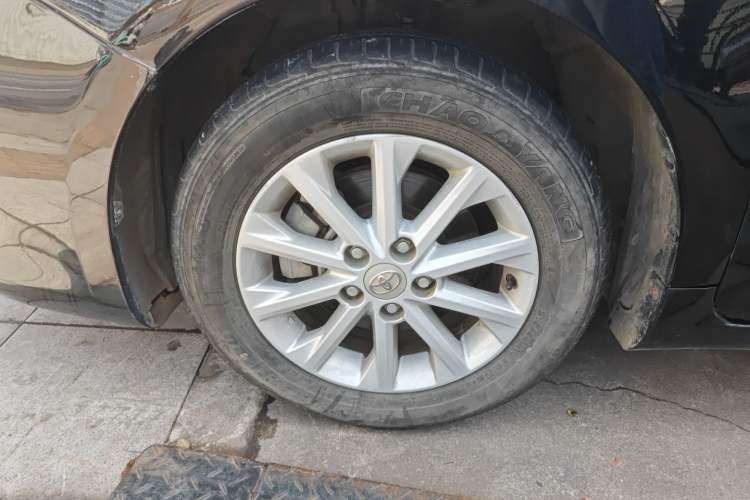 Used Toyota Camry 2016 2.0G 10th Anniversary Leading Edition
