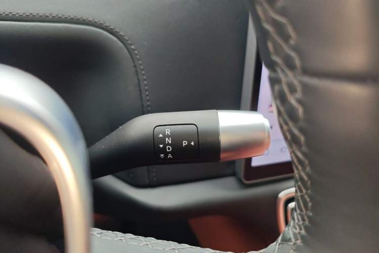 Used Li Auto L8 2023 Air model
