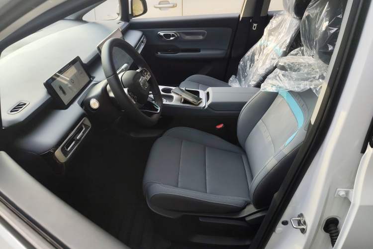 Used AION Y 2023 Plus 510 Enjoy Edition