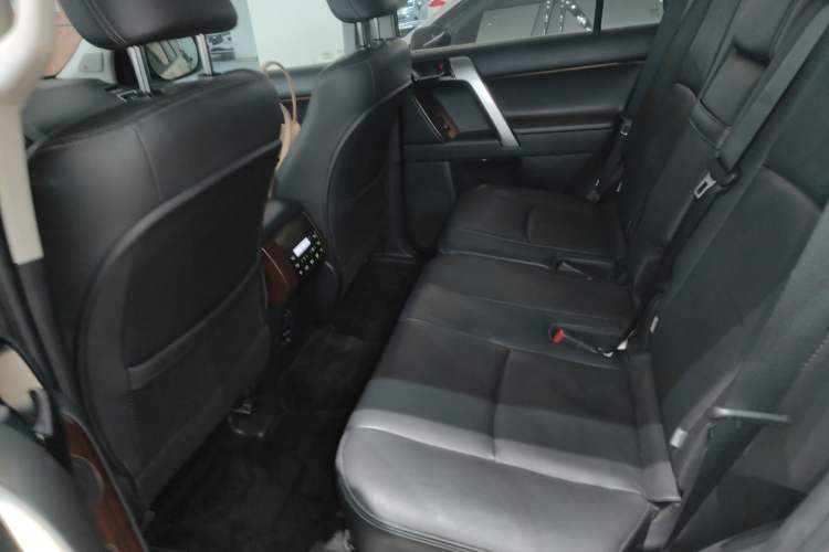 Used Toyota Prado 2016 3.5L Automatic TX-L NAVI
