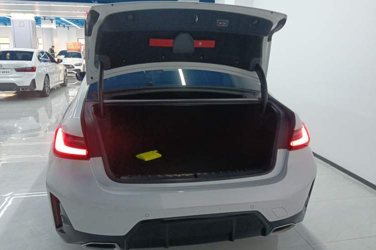 Used BMW 3 Series 2025 325Li M Sport Package Trunk