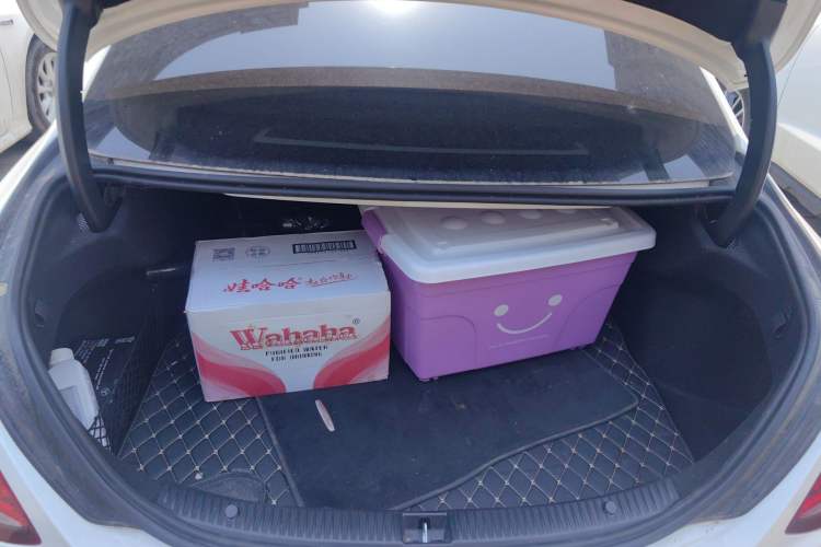 Used Mercedes-Benz C-Class 2016 C 200 L Trunk