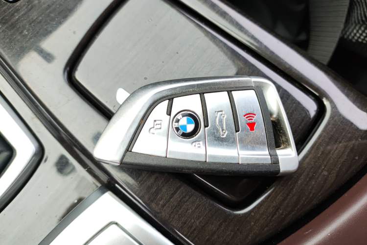 Used BMW 5 Series 2017 525Li Luxury Design Package