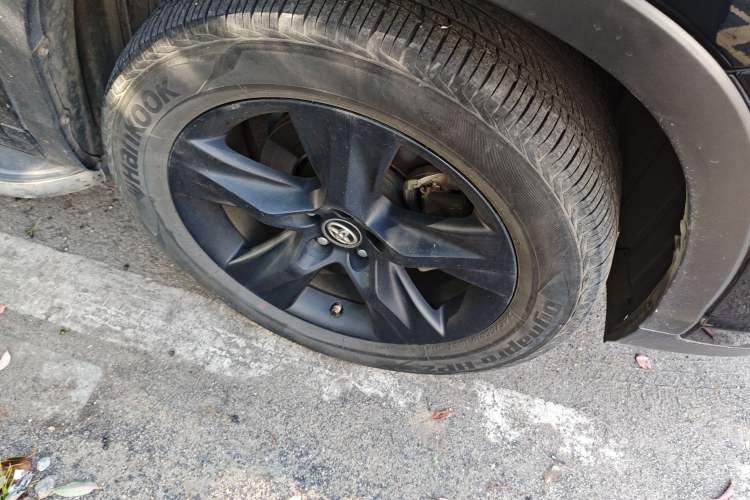 Used Toyota Highlander 2018 2.0T Four-Wheel Drive Luxury Version 7 Seats China VI Standard