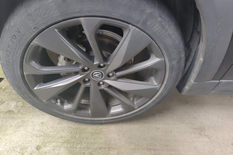 Used CHANGAN UNI-T 2020 1.5T Flagship Version Left Front Wheel Hub