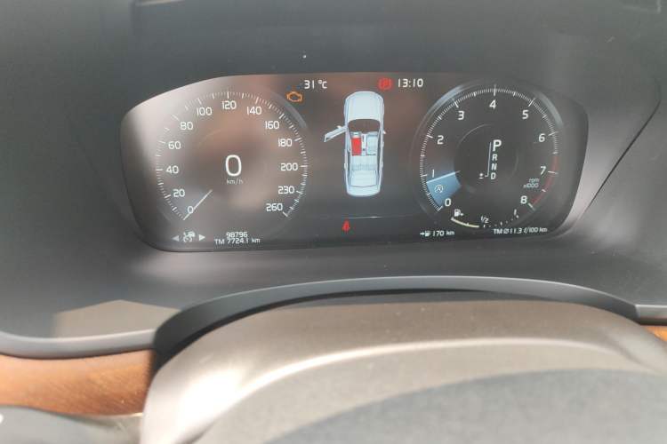 Used Volvo S90 2020 T5 Zhiyi Luxury Edition Odometer Close Up