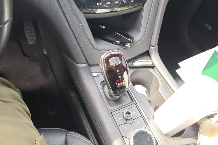 Used Cadillac XT6 2021 2.0T Seven-Seater Four-Wheel Drive Luxury Version
