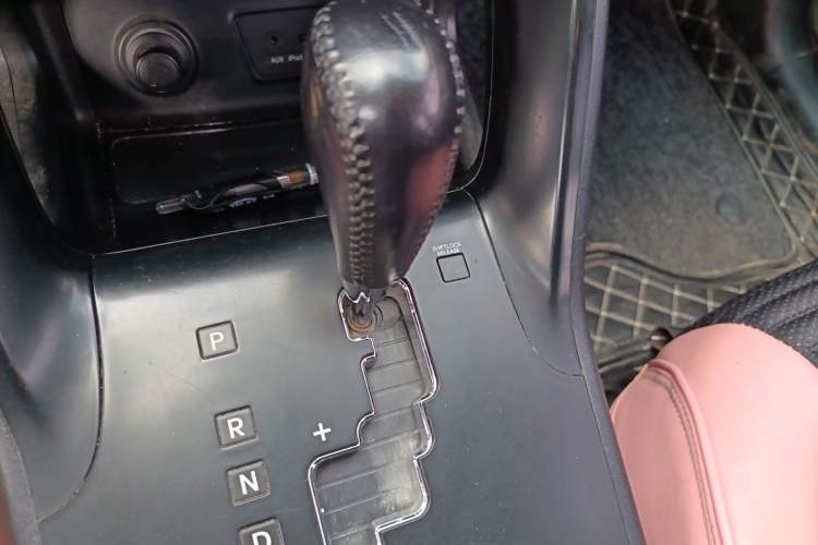 Used Hyundai ix35 2012 2.0L Automatic Two-Wheel Drive Elite Edition GLS
