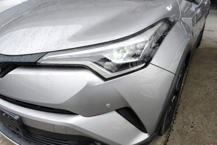 Used Toyota IZOA 2020 2.0L Yichi Version