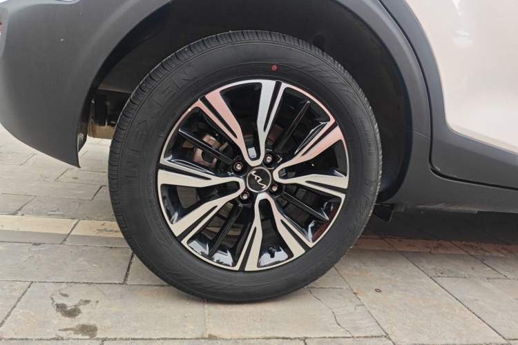 Used Kia kx1 Stonic 2021 1.4L CVT Sunroof Model