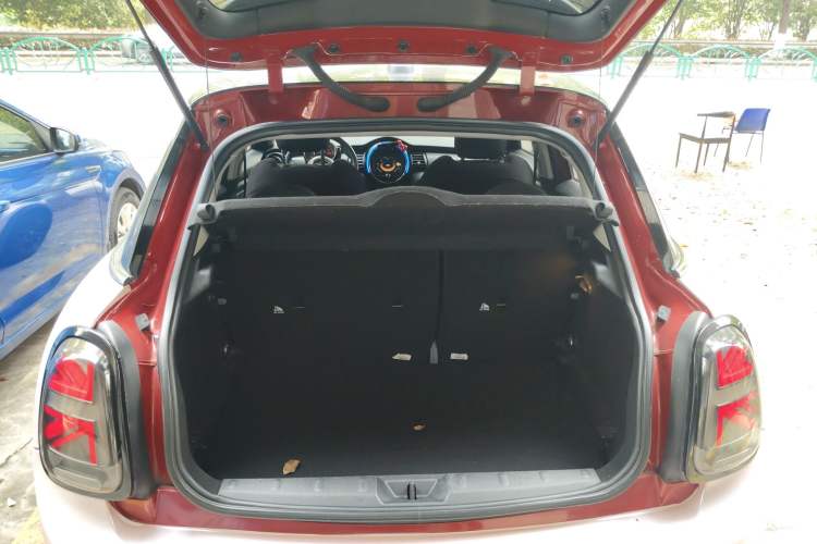 Used MINI 2015 1.5T COOPER Fun Five-Door Edition
