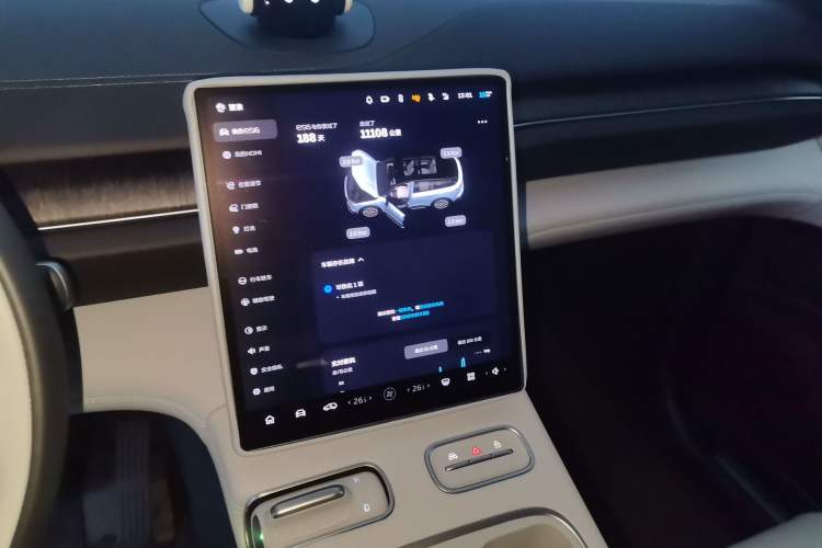 Used Nio ES6 2024 75 kWh Audio And AC Panel