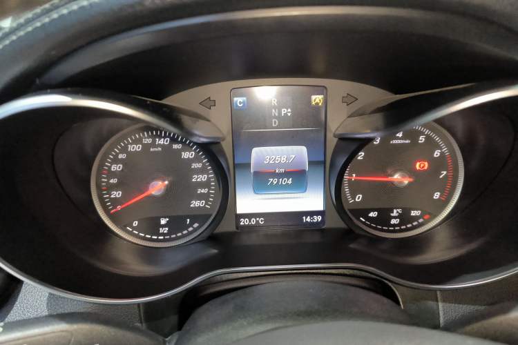 Used Mercedes-Benz GLC 2019 GLC 260 L 4MATIC Dynamic Model