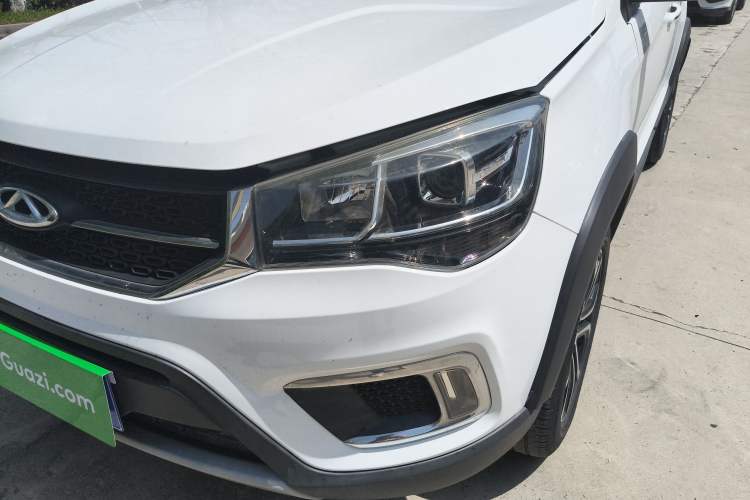 Used Chery Tiggo 3X 2018 1.5L Automatic Elite Edition Left Front Headlight