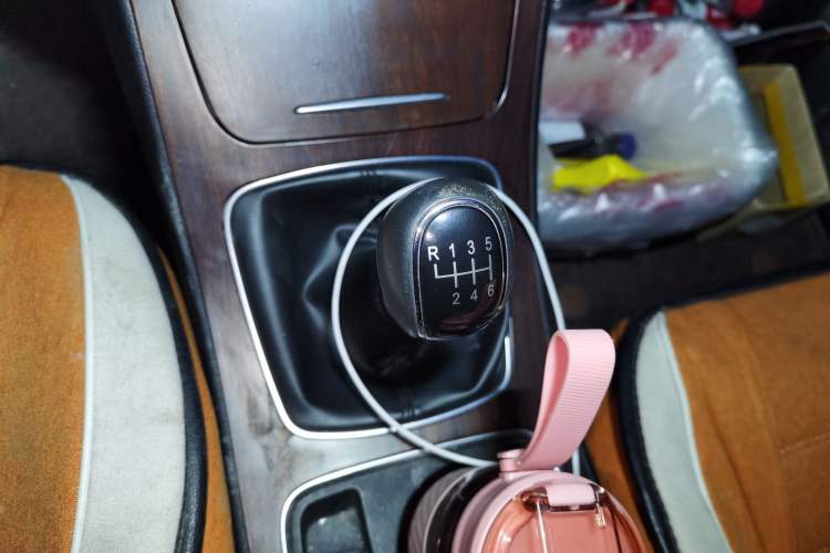 Used Baojun 560 2017 Rhythmic Edition 1.5T Manual Premium Model
