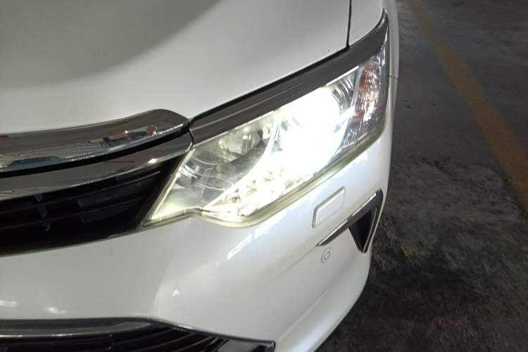 Used Toyota Camry 2016 2.5G 10th Anniversary Deluxe Navigation Edition
