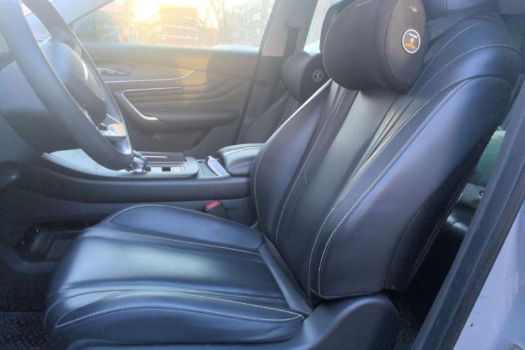 Used Venucia V 2021 260T Idol Edition
