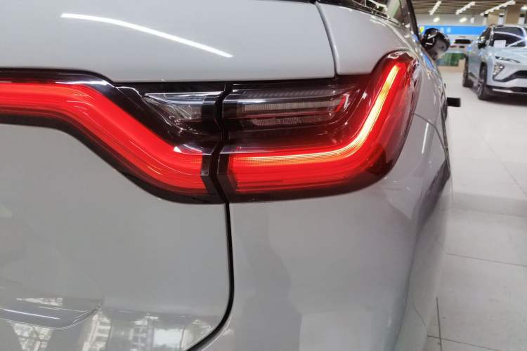 Used Nio ES6 2022 75 kWh Sport Edition