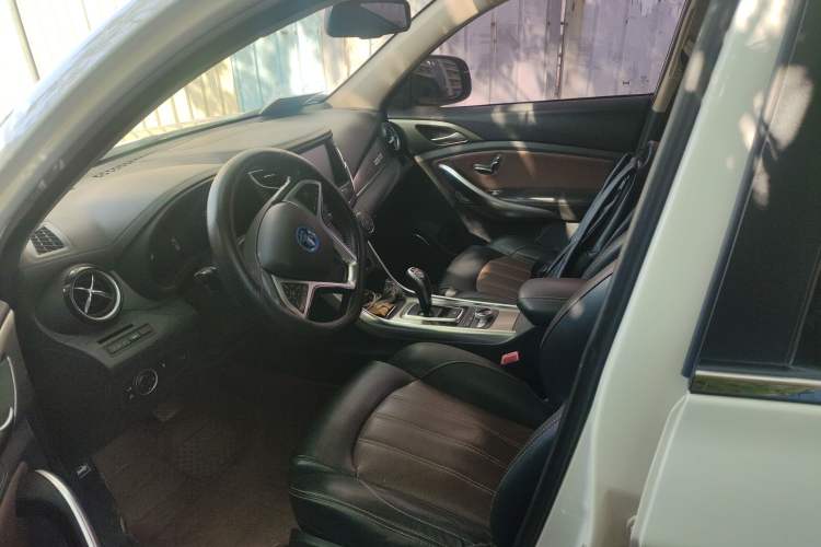 Used BYD Song New Energy 2017 Song DM 1.5TID All-Wheel Drive Prestige Model
