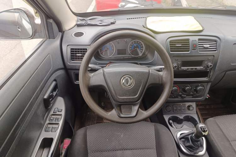 Used Dongfeng Fengon 330 2014 1.5L Manual Utility Version DK15