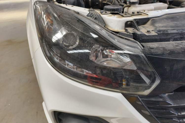 Used JMC Baodian 2020 2.5T Diesel Two-Wheel Drive Comfort Edition Standard Wheelbase JX4D25A6L