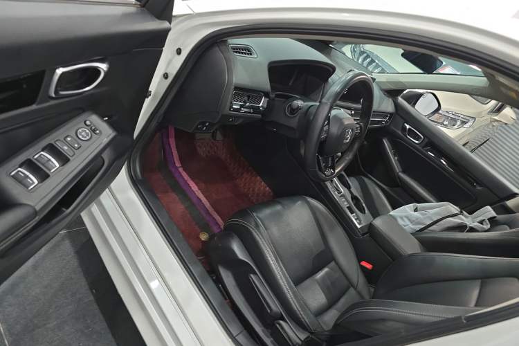 Used Honda Civic 2023 240TURBO CVT Dynamic Edition
