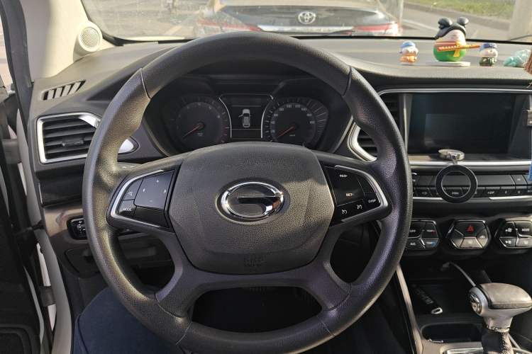 Used GAC Trumpchi GS4 2017 235T Automatic Two-Wheel Drive Elite Edition Steering Wheel