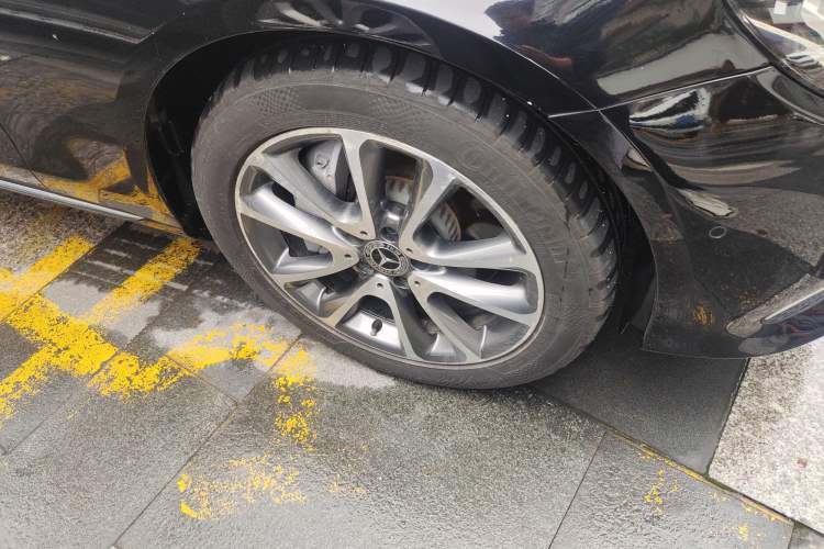 Used Mercedes-Benz E-Class 2018 Facelifted E 300 L Stylish Version