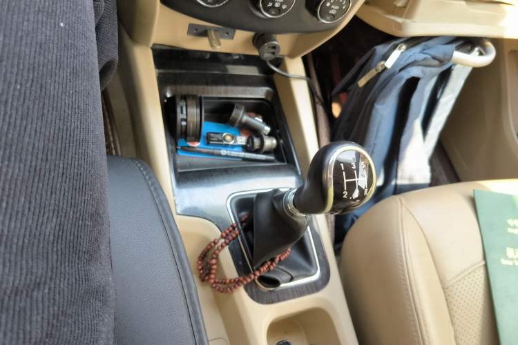 Used Wuling Hongguang 2015 1.5L S1 Luxury National Emission Standard V
