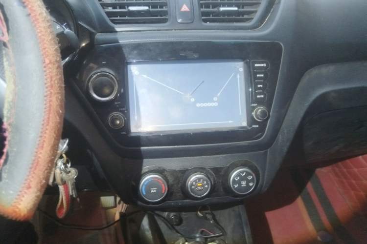 Used Kia K2 2015 Sedan 1.4L MT GLS Audio And AC Panel