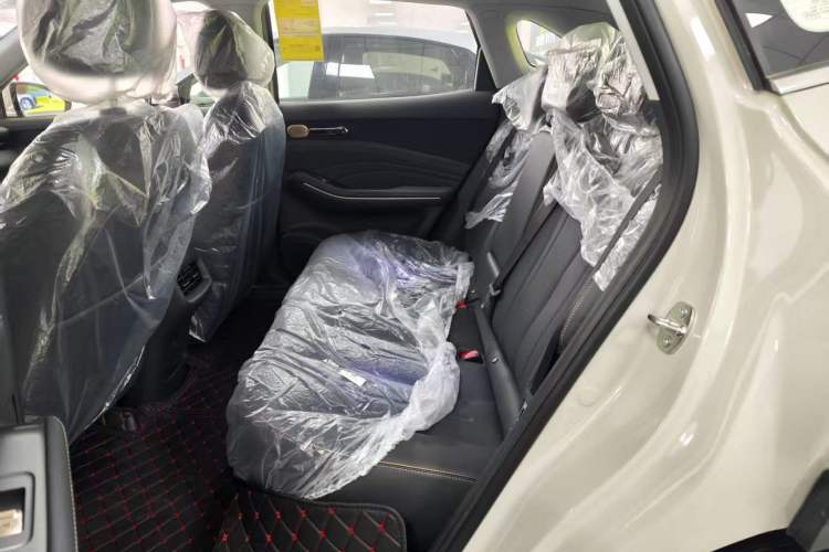 Used Baojun Yunhai 2026 Model 500km Pure Electric Standard Edition Left Rear Seat