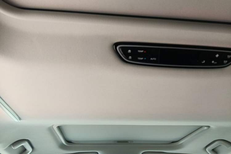 Used GAC Trumpchi M8 2021 Lingxiu Series 390T Deluxe Edition Headliner