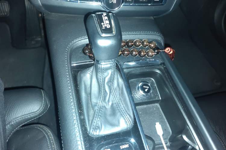 Used Volvo V90 2017 Cross Country T5 AWD Smart Range Edition