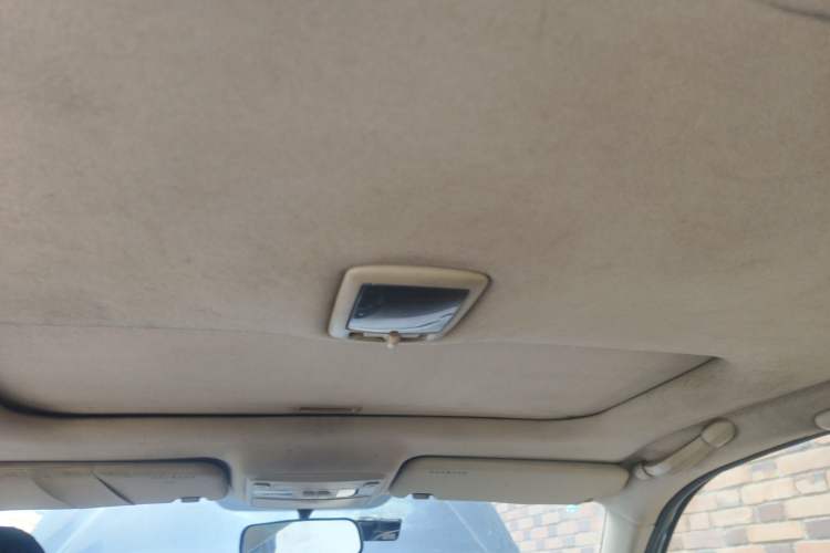 Used Hyundai Elantra 2011 1.6L Manual Comfort Version Headliner