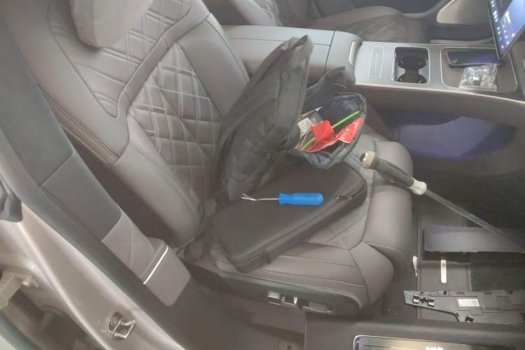 Used Nio ET9 2025 100kWh Signature Edition Right Front Seat