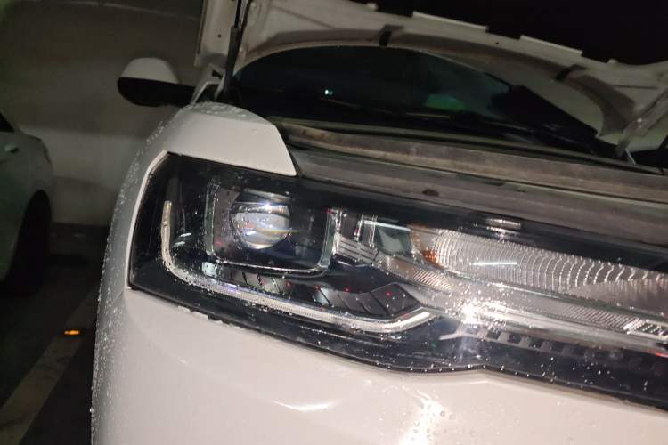 Used Haval H4 2018 Blue Label 1.5 GDIT DCT Fashion Edition Right Front Headlight