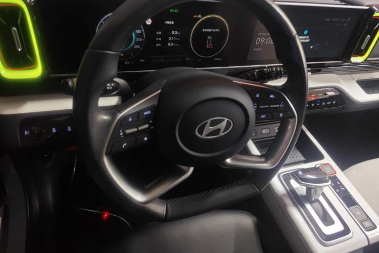 Used Hyundai ix35 2023 Musso 2.0L Flagship Edition TOP Steering Wheel