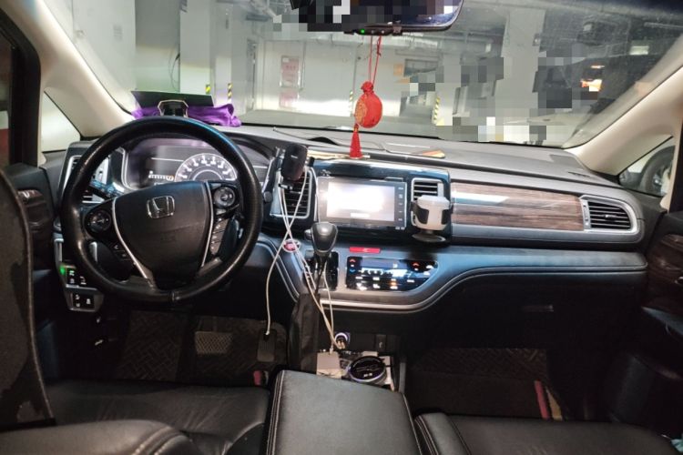 Used Honda Elysion 2016 2.4L Supreme Edition
