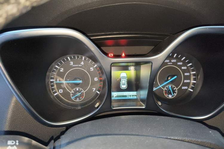 Used JMC Yusheng S330 2016 1.5L GTDi Automatic Two-Wheel Drive Fashion Edition Instrument Cluster