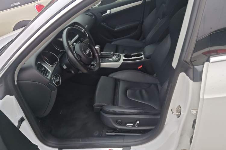 Used Audi A5 2014 Sportback 45 TFSI quattro Left Front Seat