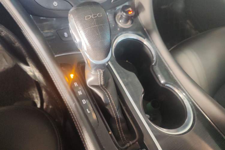 Used Buick Envision 2017 20T Two-Wheel Drive Leading Version Gear Lever