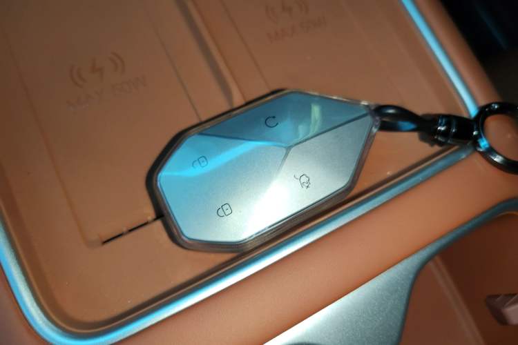 Used Formula Leopard Tai 7 2025 Model 200 km Two-Wheel Drive Max Edition
