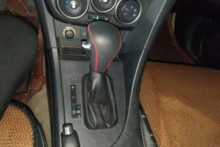 Used Haima Fumei 2015 1.6L Automatic Prestige Model Gear Lever