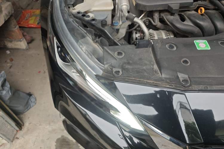 Used Nissan Teana 2021 2.0L XL Upper AD1 Smart Drive & Navigation Edition Right Front Headlight