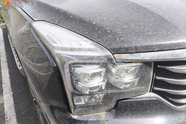 Used GAC Trumpchi GS8 2017 320T Two-Wheel Drive Luxury Smart Connectivity Version (7 Seats) Right Front Headlight