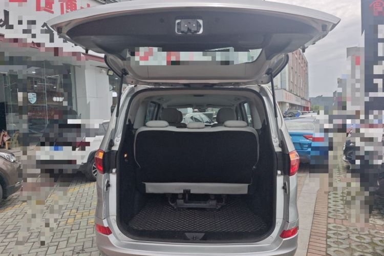 Used Huasong 7 2017 2.0T Automatic Standard Edition
