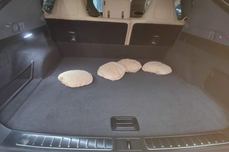 Used Hima Luxeed R7 2025 Extended-Range 331km Ultra