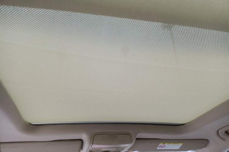 Used Volkswagen Tiguan 2015 1.8TSI Automatic Two-Wheel Drive Luxury Model Headliner